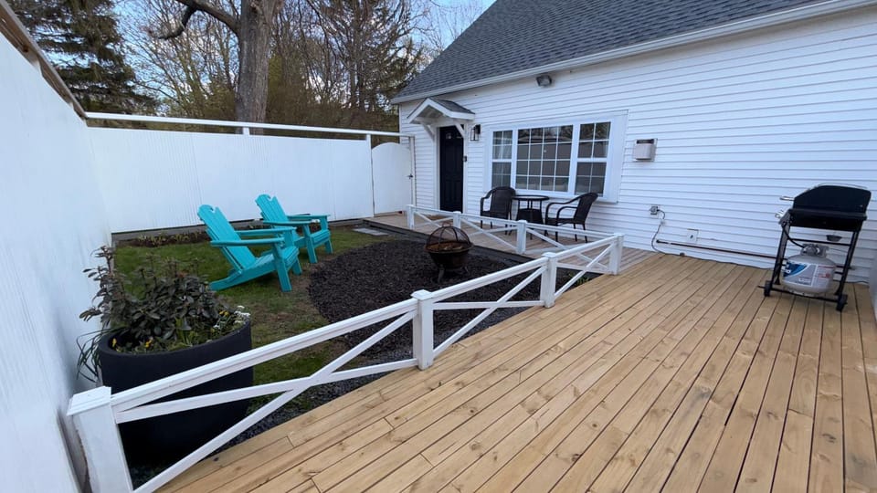 Maine - New England Charming Cottage 4 min from Portsmouth Apartment in Portsmouth