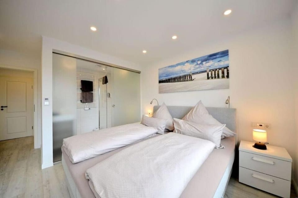 Bathroom, Bedroom