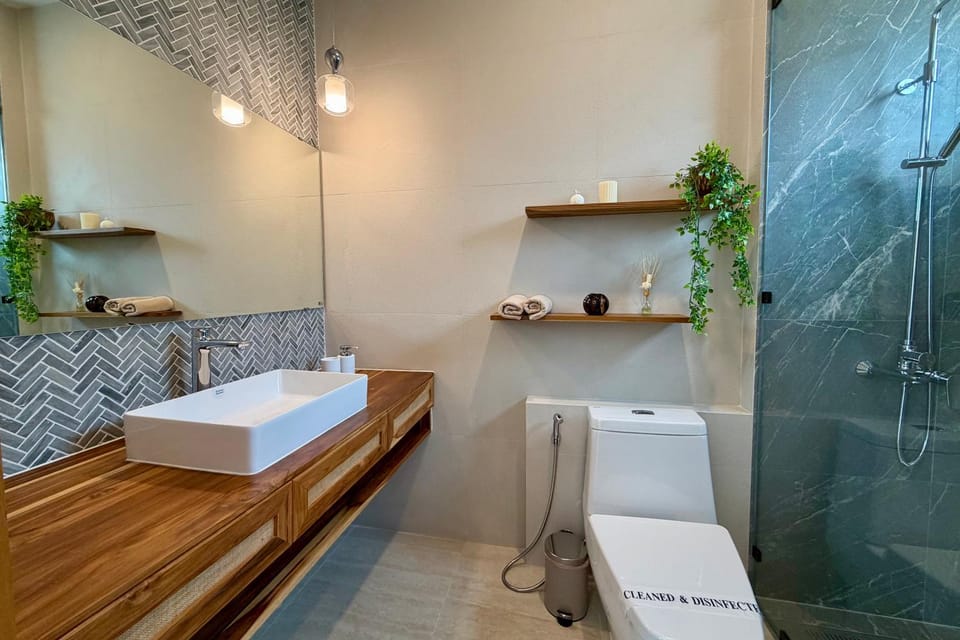 Brand New Modern Designer Villa 2BR w Private Pool Villa in Ban Tai