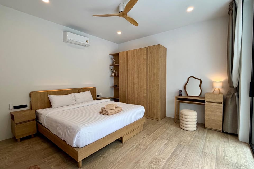 Brand New Modern Designer Villa 2BR w Private Pool Villa in Ban Tai