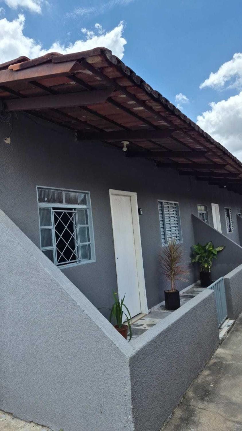 Conforto e segurança próximo ao Polo empresarial House in Goiania