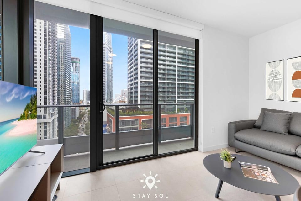 City Views with Bright 1BR Refined in 501 Miami Apartment in Miami