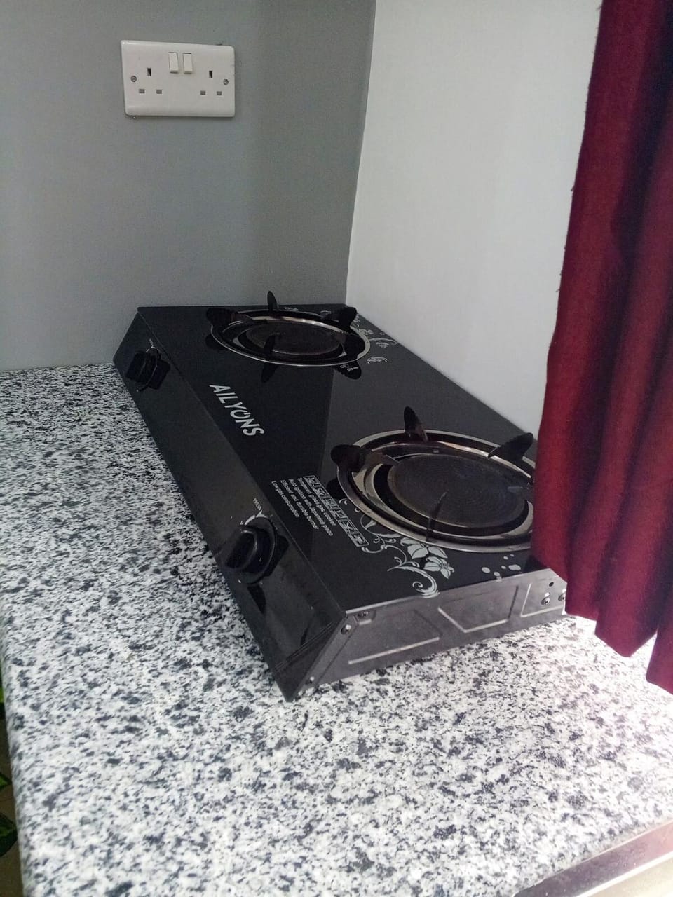 Kitchen or kitchenette, stove