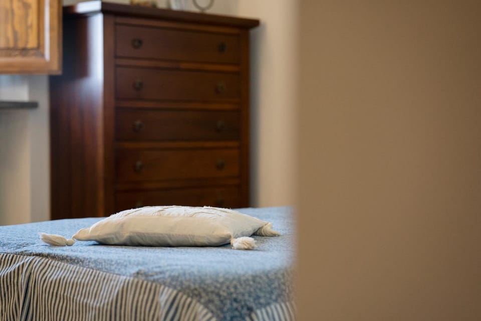 Bed, Decorative detail, Bedroom