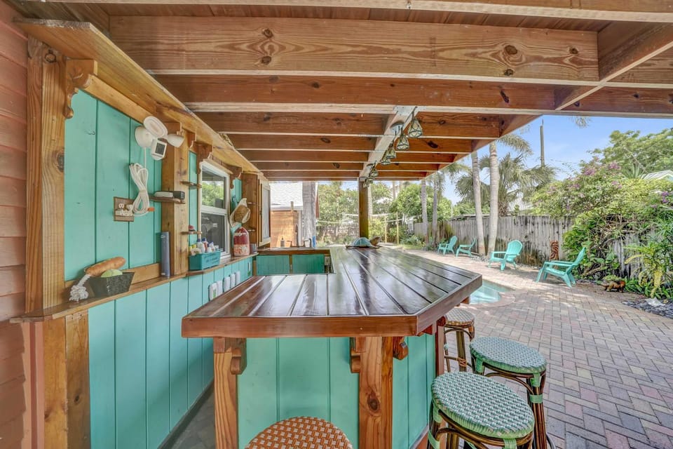 2 Cottages Downtown Lake Worth - Private Pool House in Lake Worth