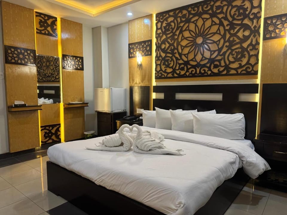 Property building, Bed, Photo of the whole room, Bedroom, bunk bed, VIP, wedding