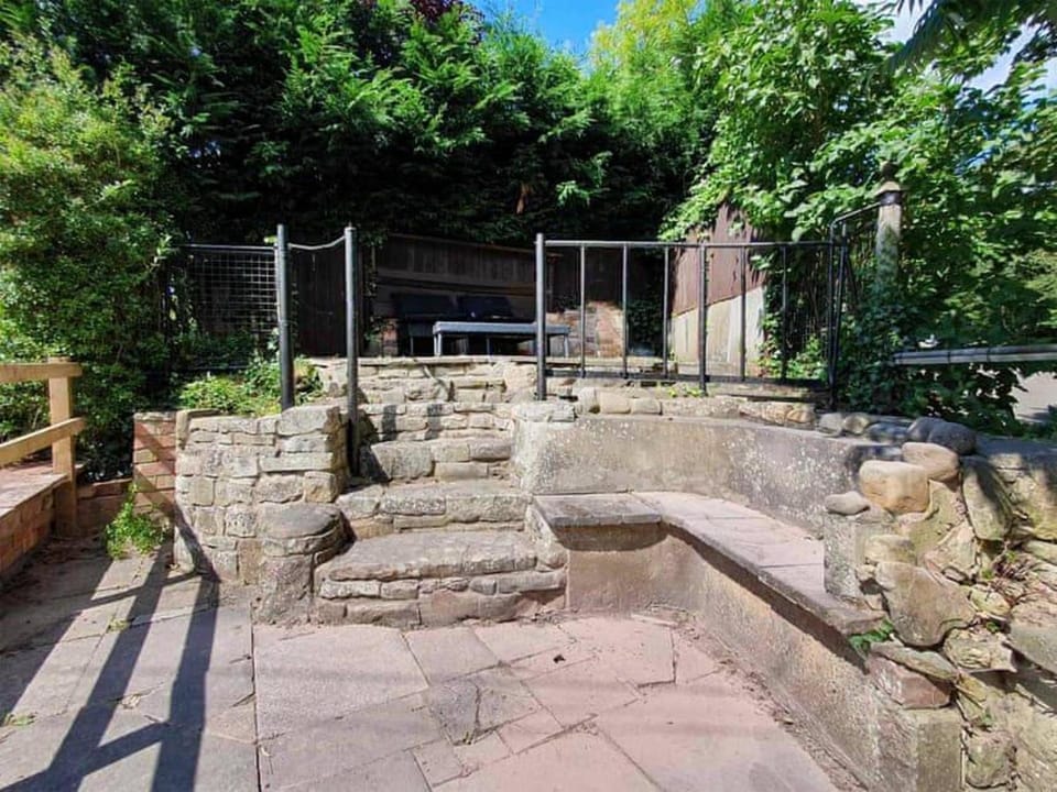 Patio, Garden view