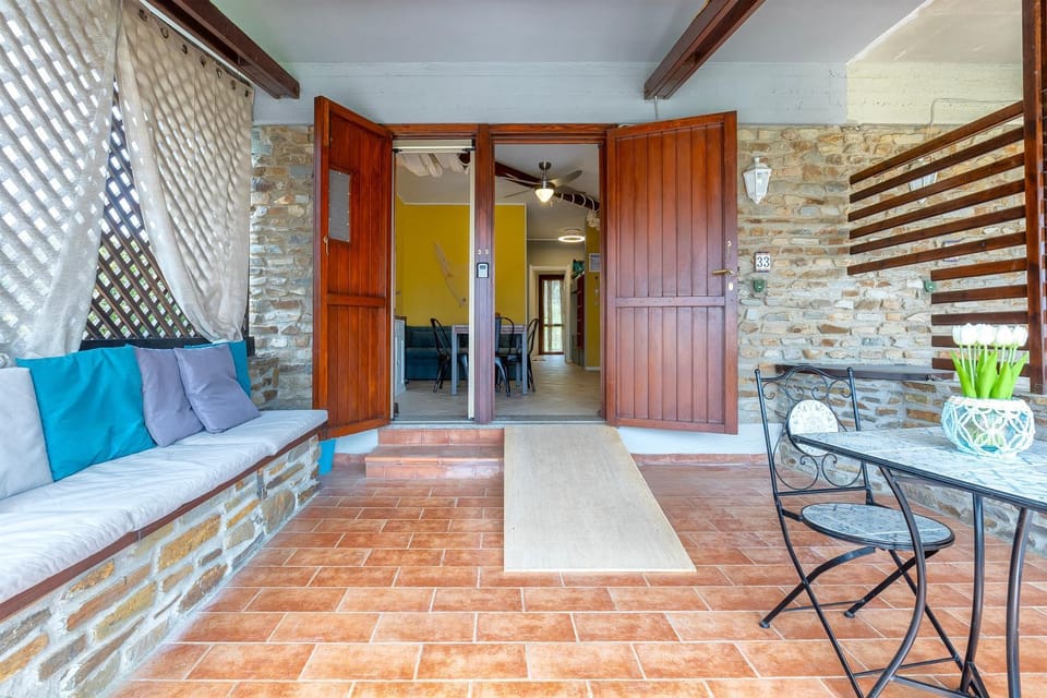 Property building, Living room