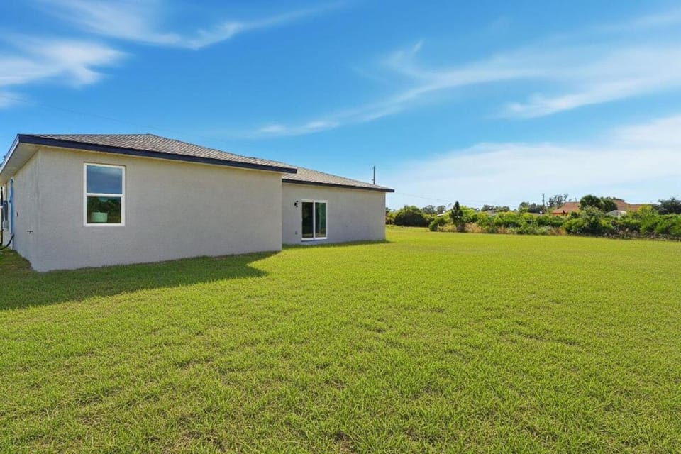 Beautiful Vacation Home in Port Charlotte House in Gulf Cove