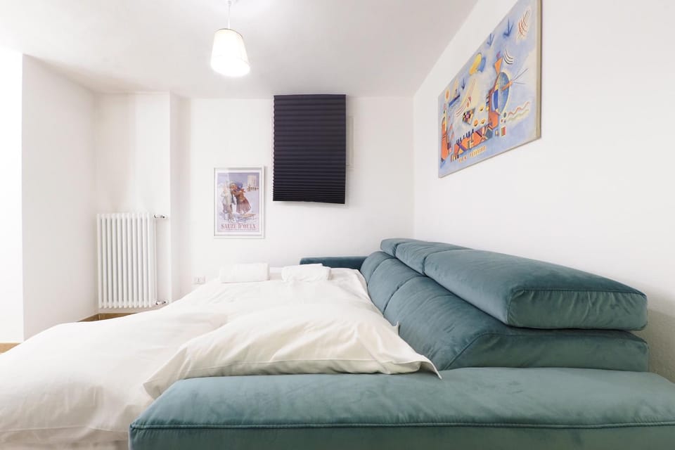 PrimoPiano - Conte Rosso Apartment in Milan