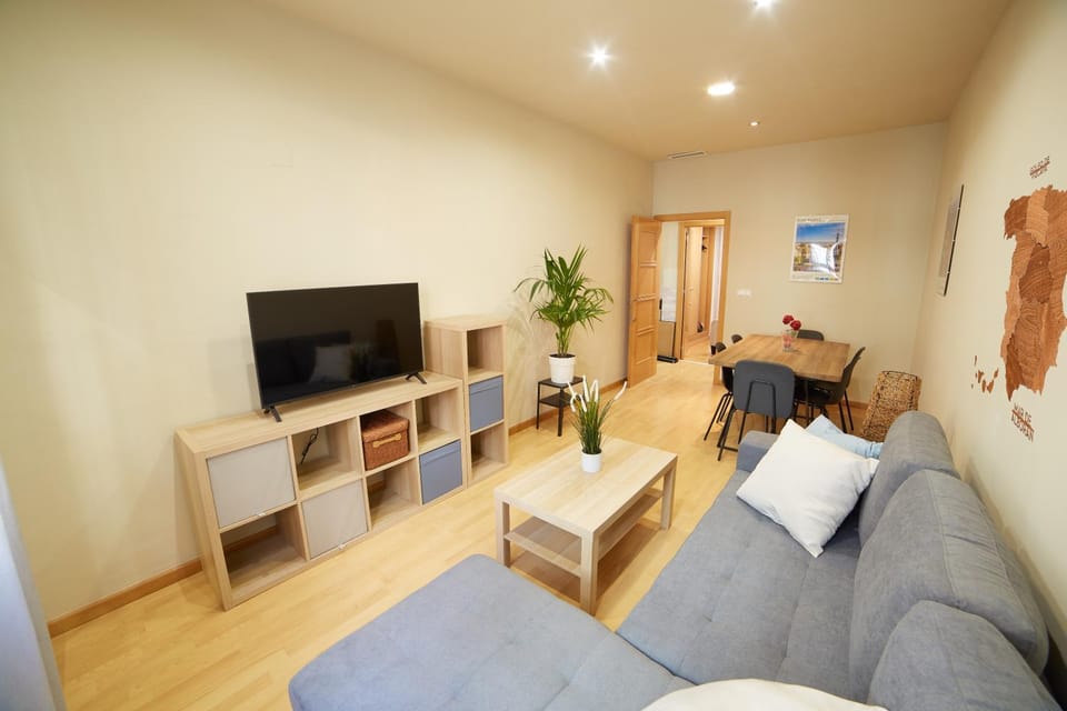 Communal lounge/ TV room, Living room