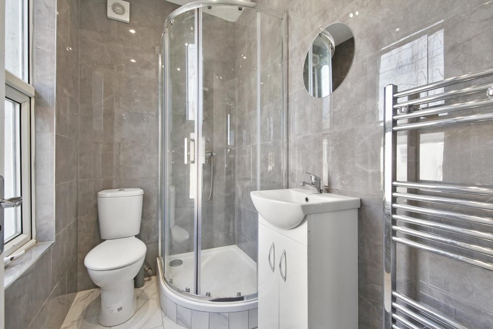 Toilet, Bathroom