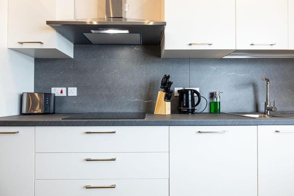 Coffee/tea facilities, Kitchen or kitchenette