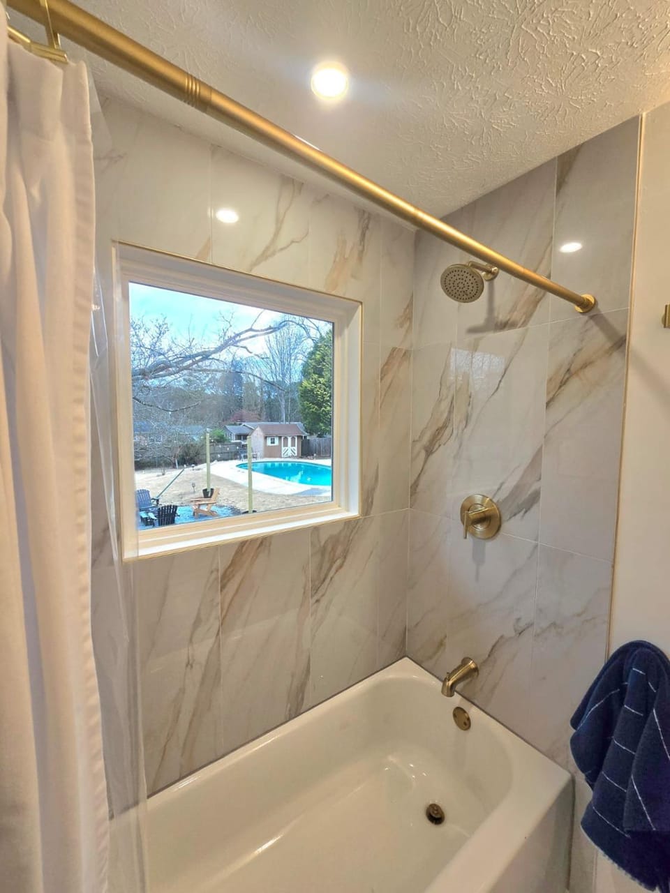 Bathroom, Bath