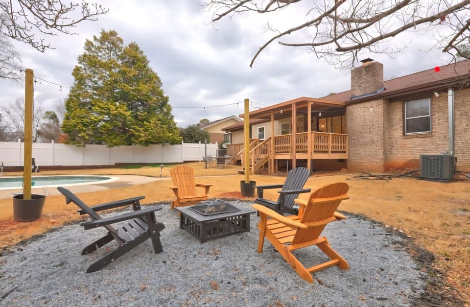 Patio, Spring, Garden view, fireplace
