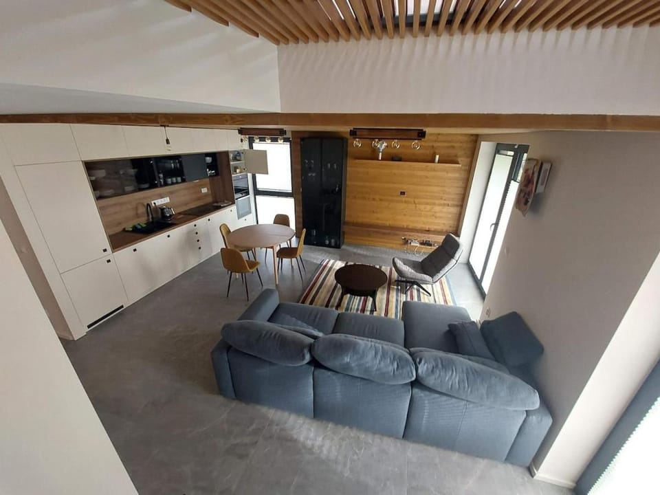 Living room, Seating area, Dining area, kitchen