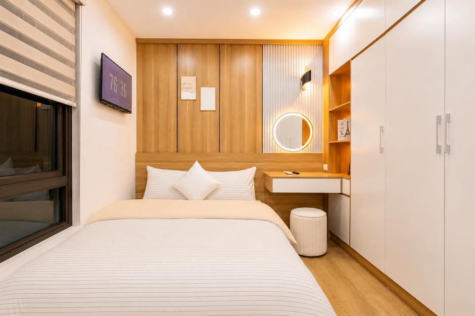 Bed, TV and multimedia, Photo of the whole room, Bedroom, wardrobe