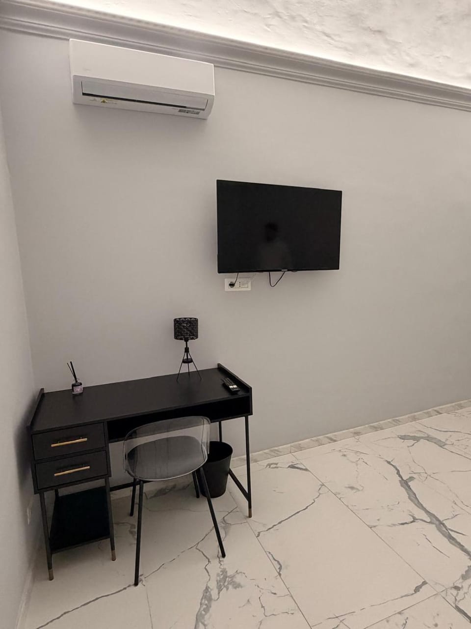 Vulcano Rooms 1 Apartment hotel in Catania