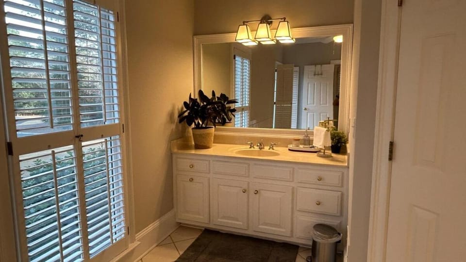 A luxury suite for rent Apartment in Johns Creek