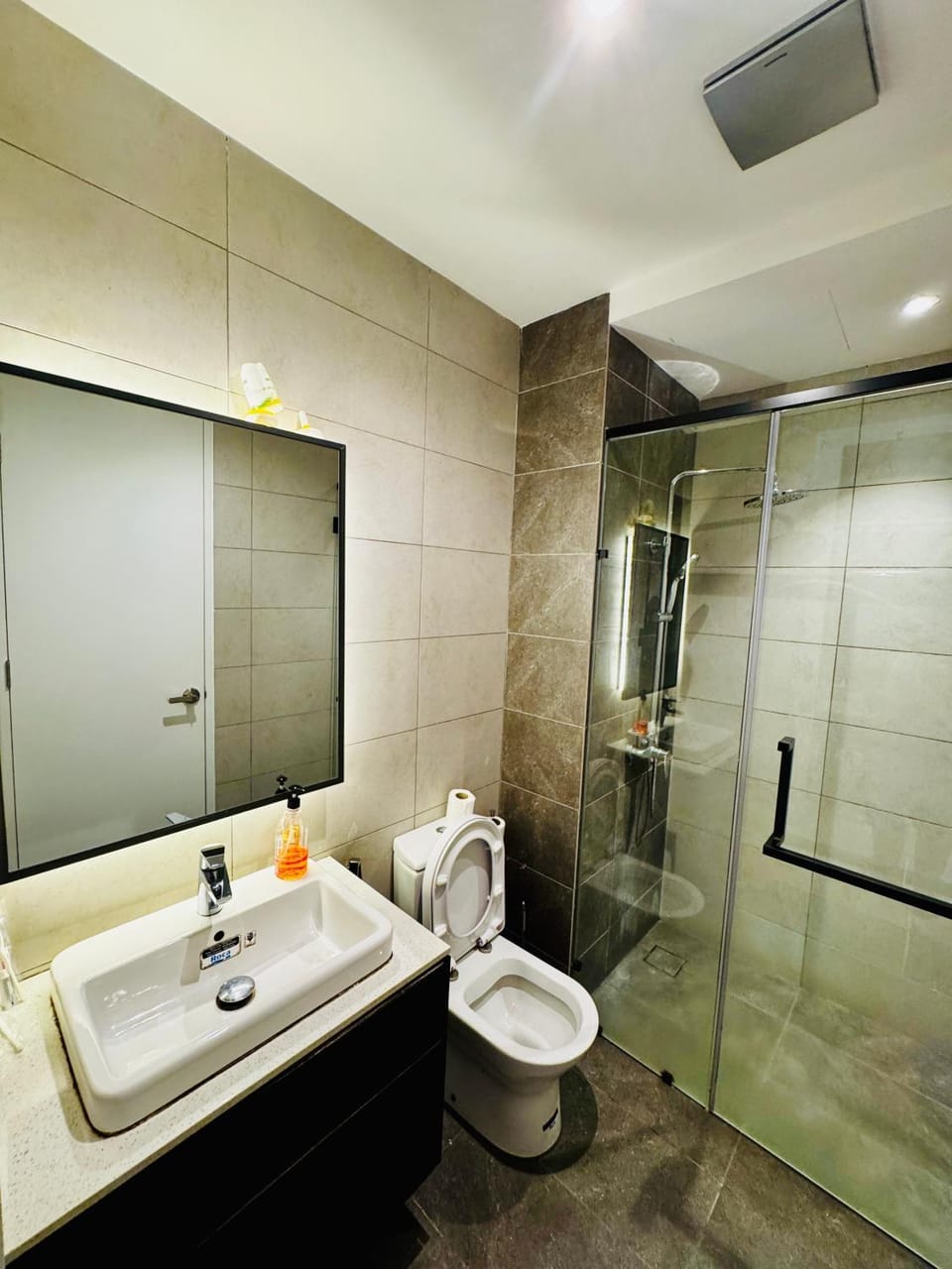 Shower, Toilet, Bathroom, bidet
