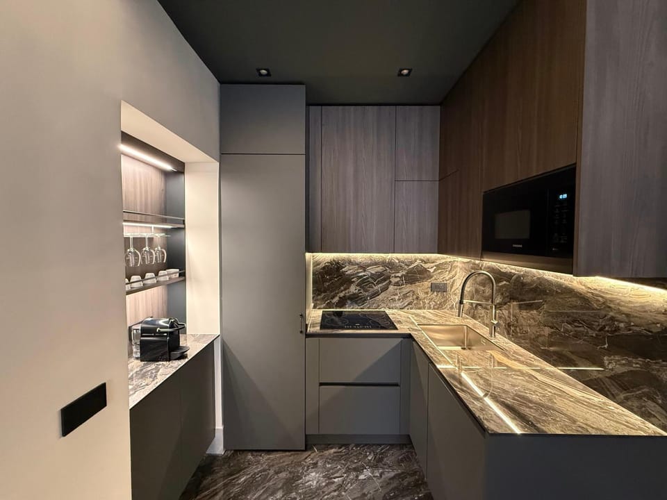 Kitchen or kitchenette