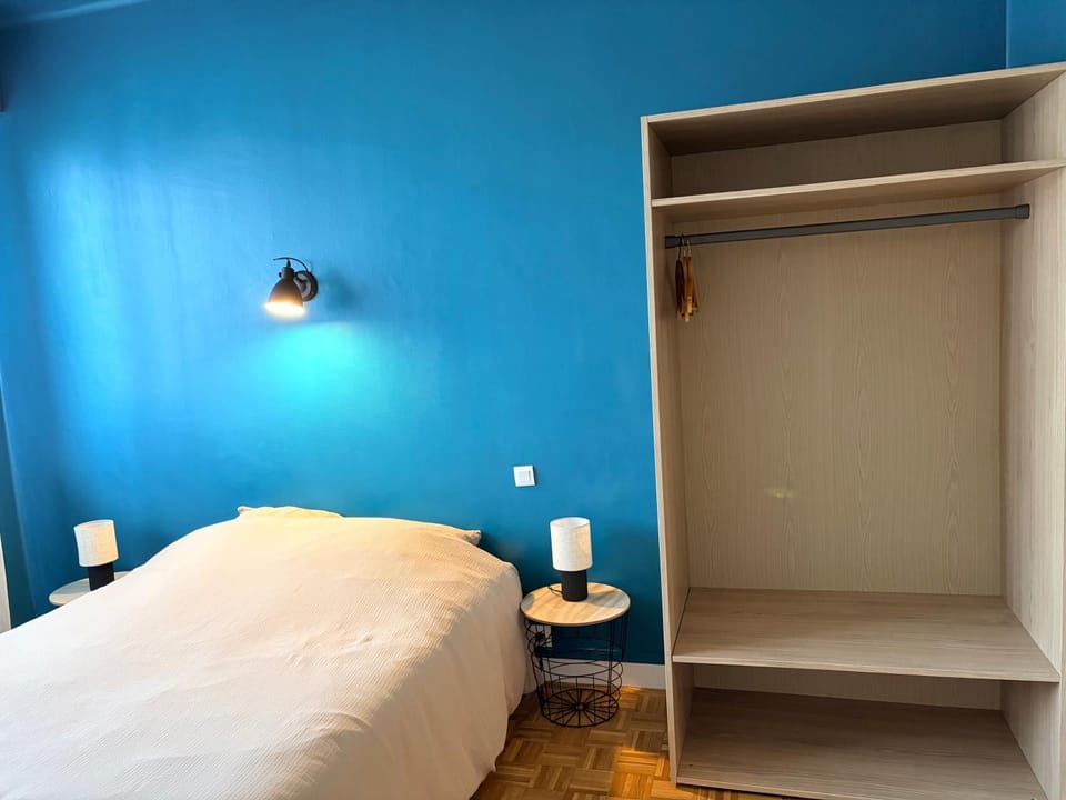Bed, Night, Photo of the whole room, Bedroom, storage, wardrobe