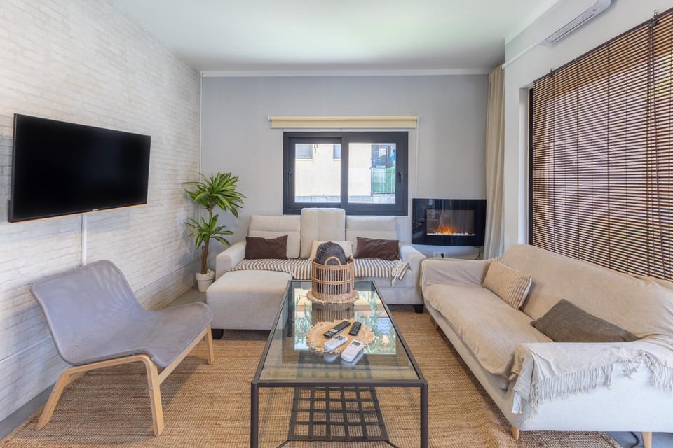 Property building, Living room