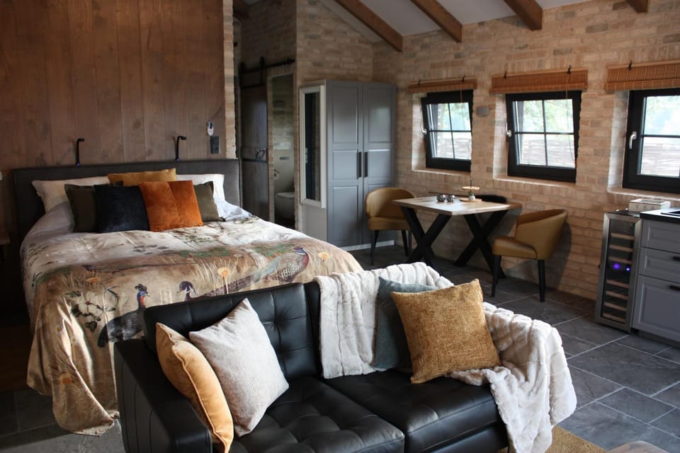 Living room, Bedroom