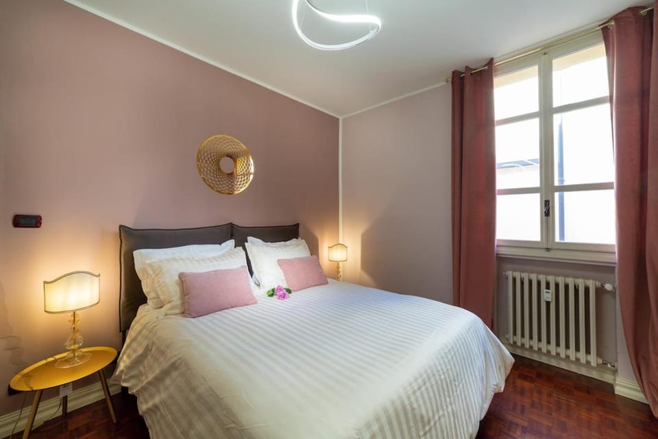 Volto Santo - Sacred Residence Apartment in Bologna