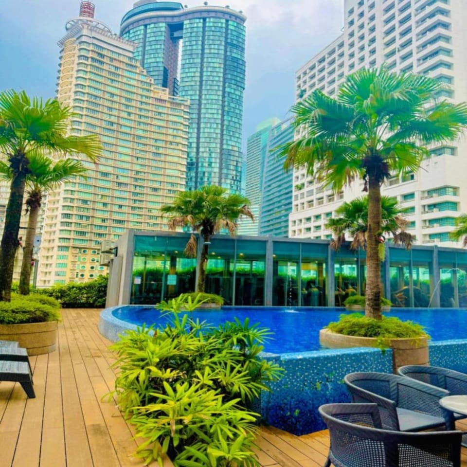 Property building, Swimming pool