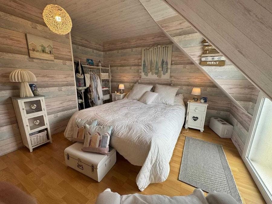 Au Bois Dormant Bed and Breakfast in Brittany