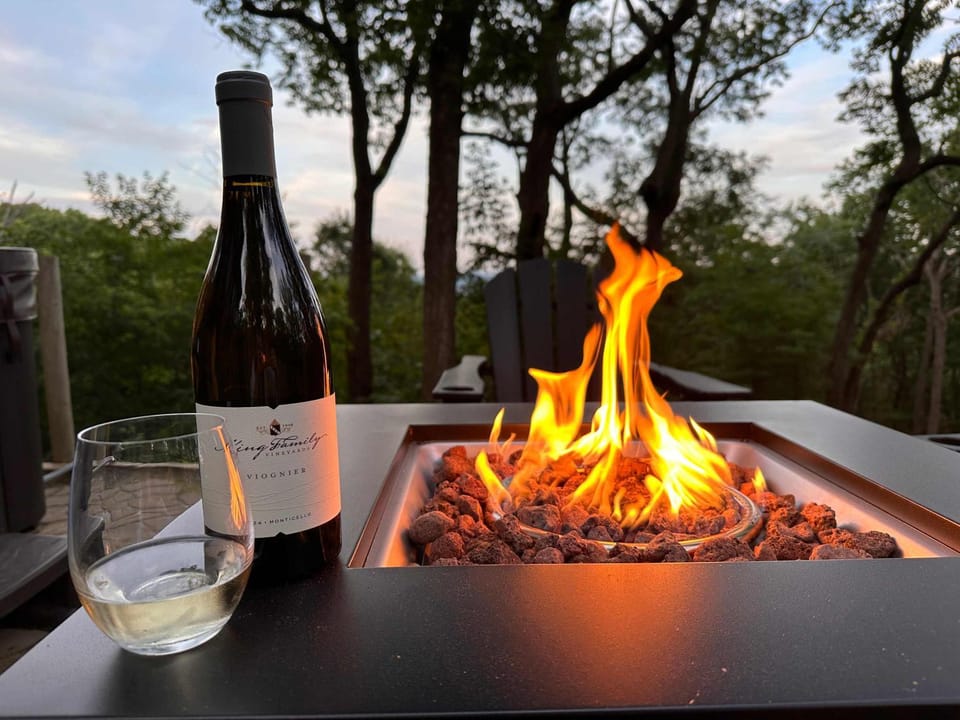 Prime Location 5 Min to National Park & Wineries House in Afton