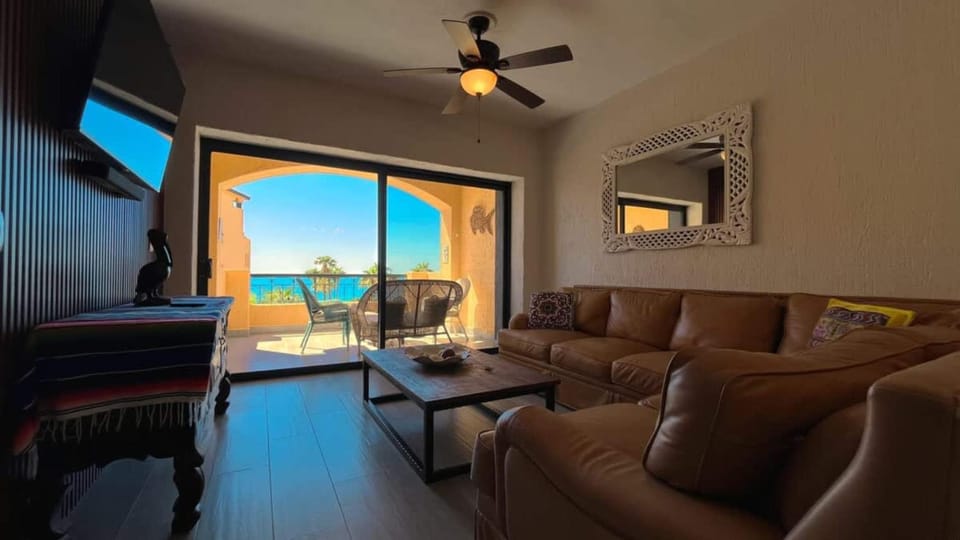 Gorgeous Third-Level Condo Princesa D-308 House in Rocky Point