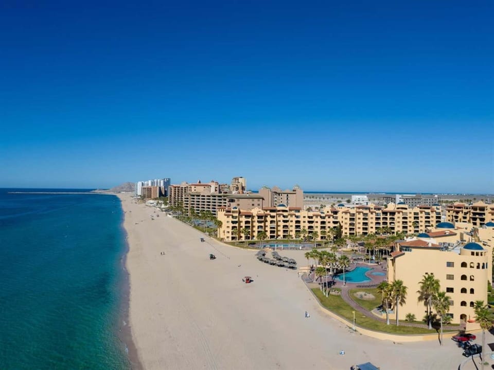 Gorgeous Third-Level Condo Princesa D-308 House in Rocky Point