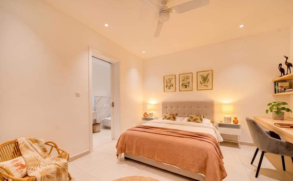 Bedroom, air conditioner