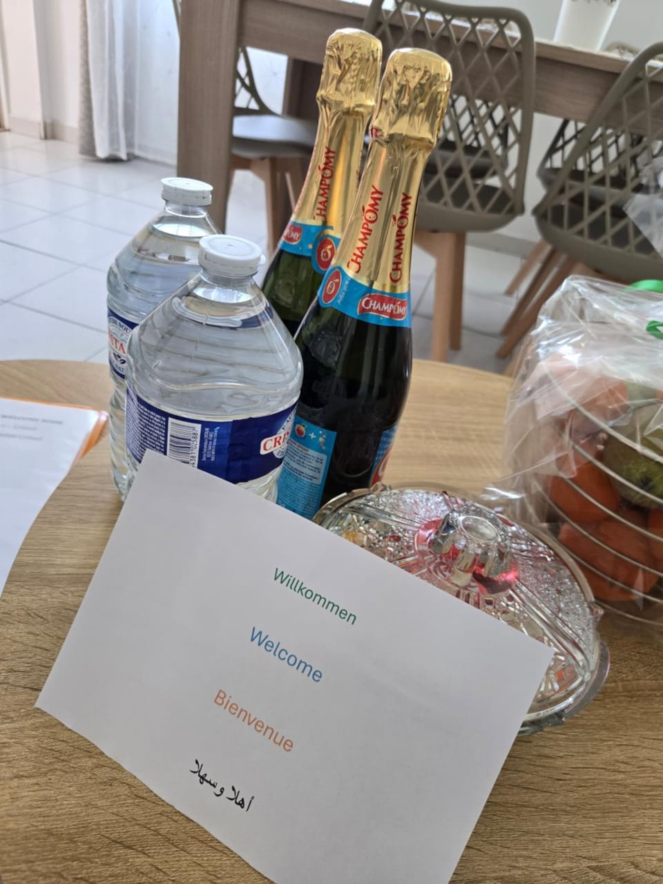 Séjour Eau Vive Proche commerces et Metro Apartment in Saint-Maur-des-Fossés