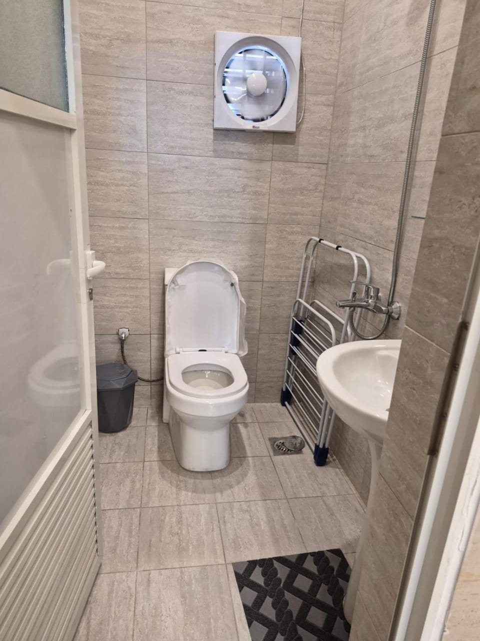 Toilet, Bathroom