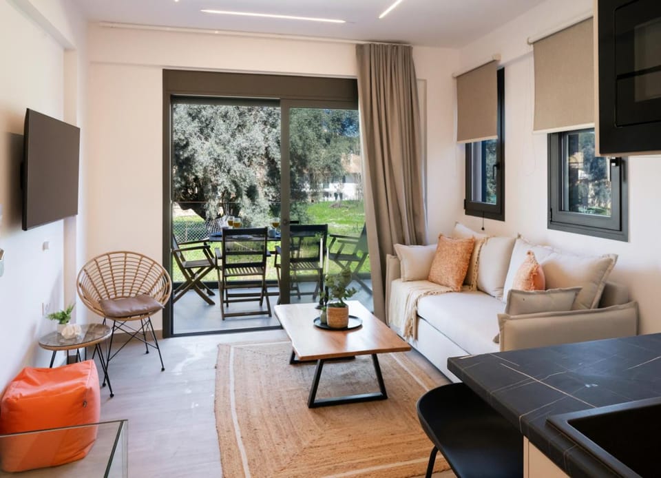 Summer, Balcony/Terrace, Living room