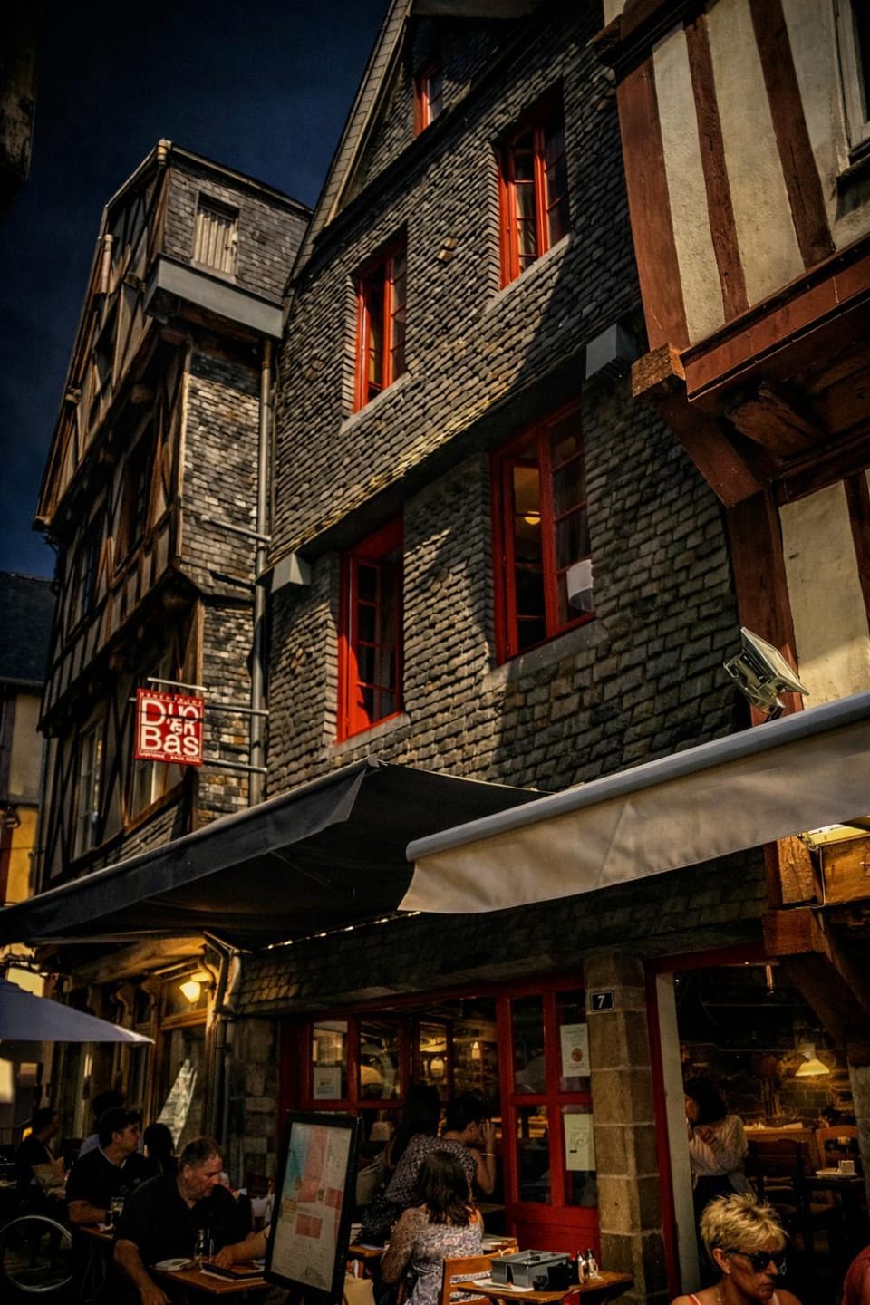 Restaurant/places to eat