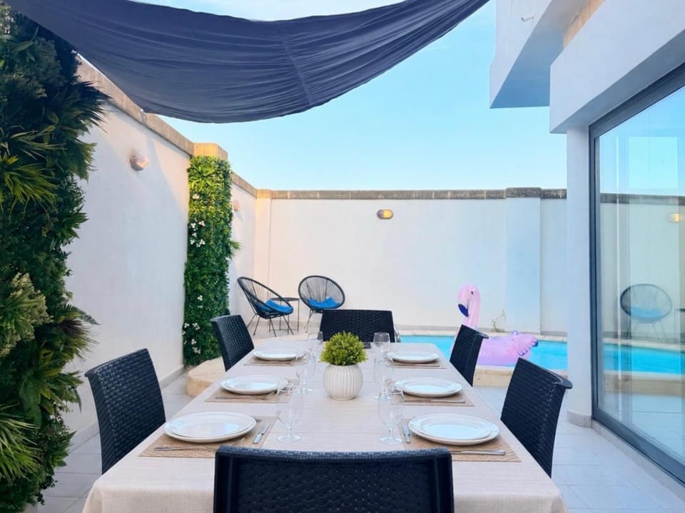 Ultimate Group Getaway Near St Julian's & Seafront Villa in Malta