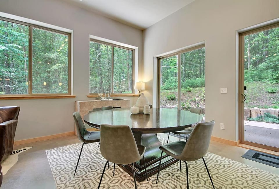 Trail End Retreat - Modern Escape, Hot Tub, Firepit and Forest Views House in Bent Creek