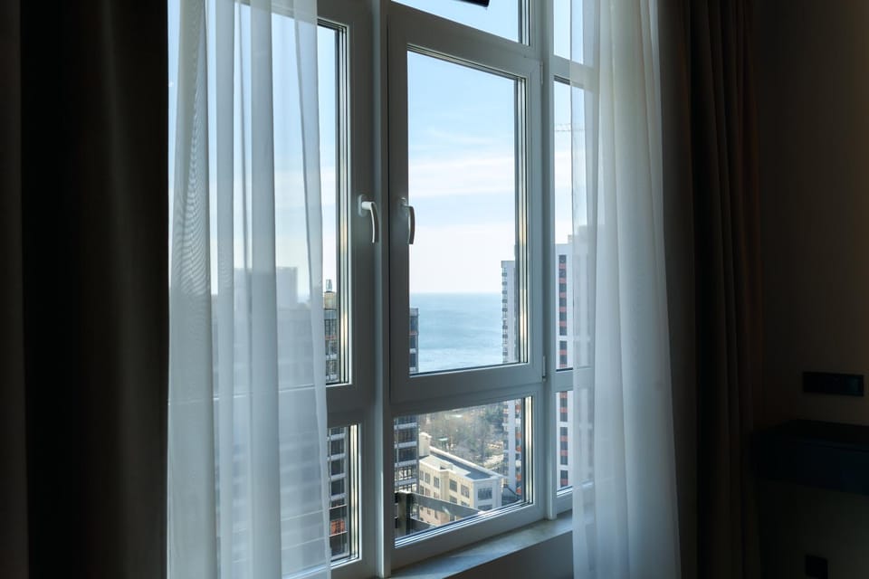 Designer Studio - Rooftop - Sea View - Arcadia 200m Apartment in Odessa