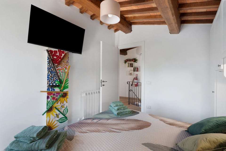 Living room, Bedroom