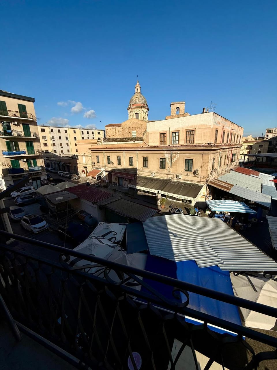 Neighbourhood, City view, Street view