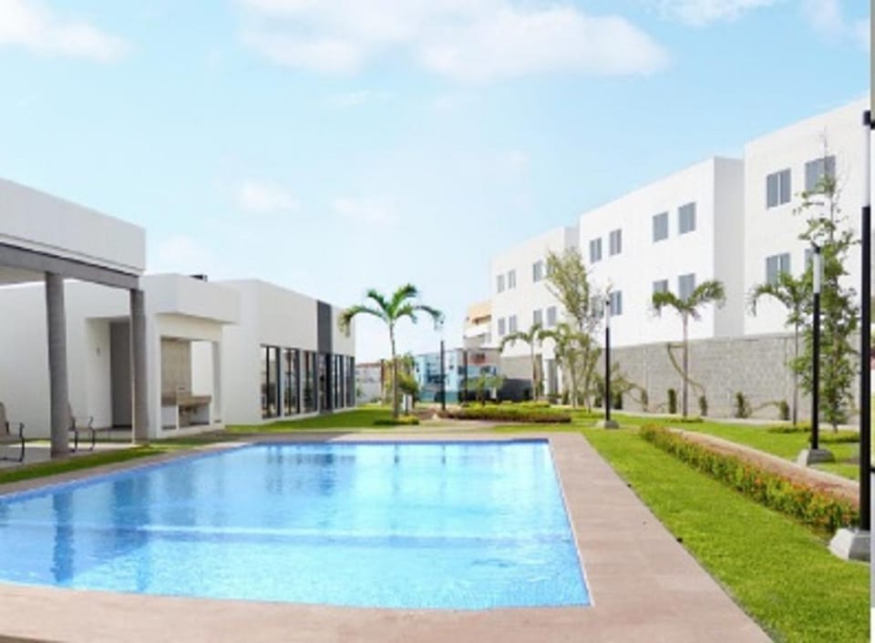 Pool view, Swimming pool