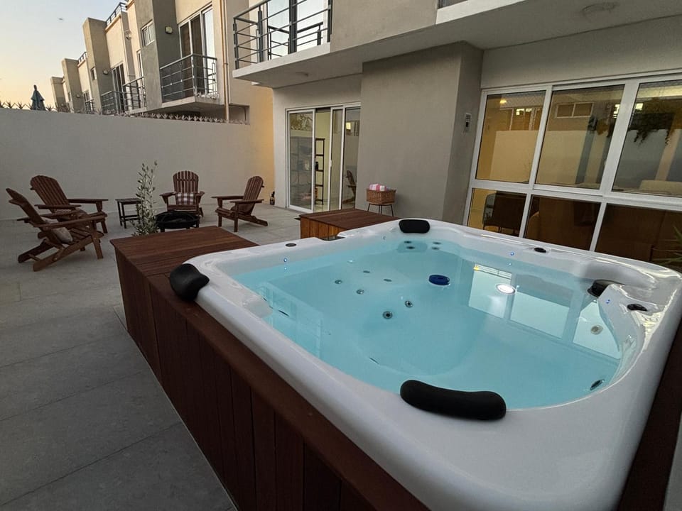 Hot Tub