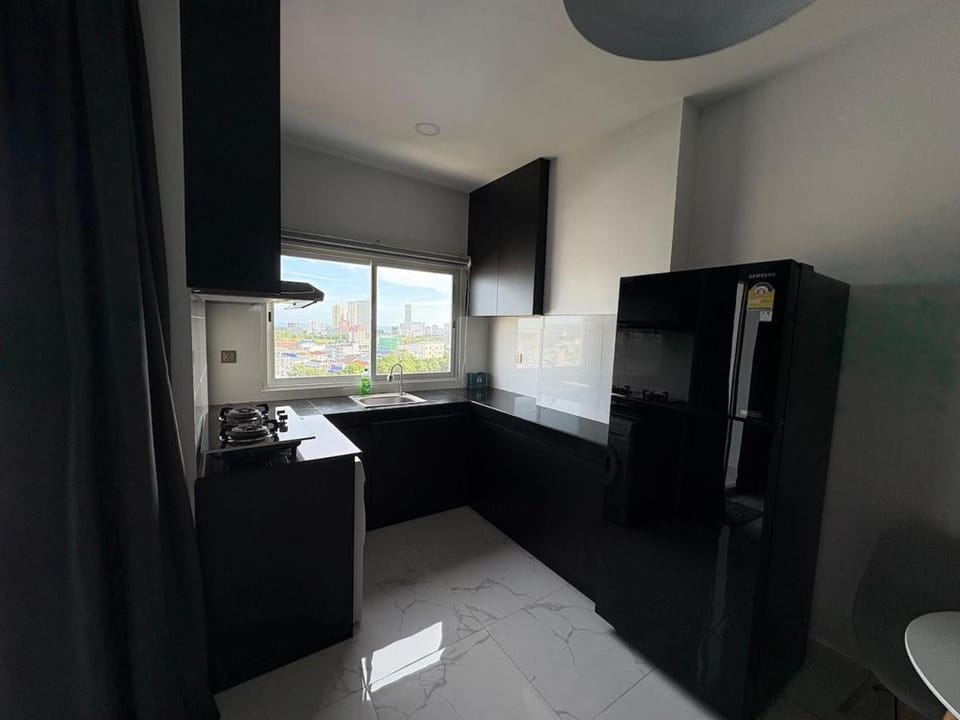 studio with a swimming pool Apartment in Ream