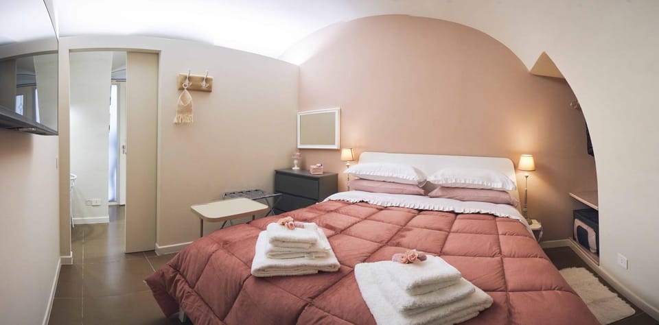 Bedroom, furniture
