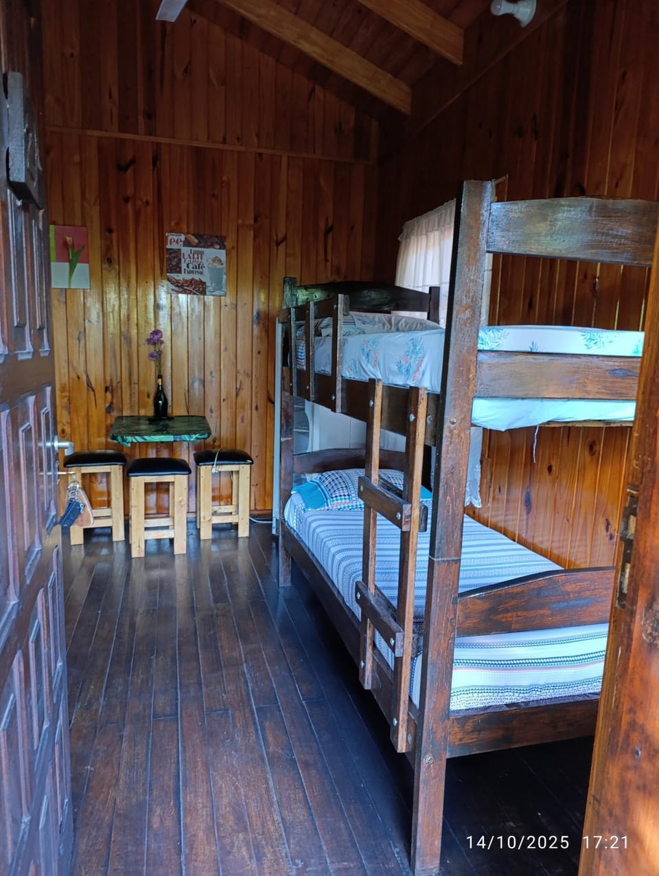 Bed, bunk bed