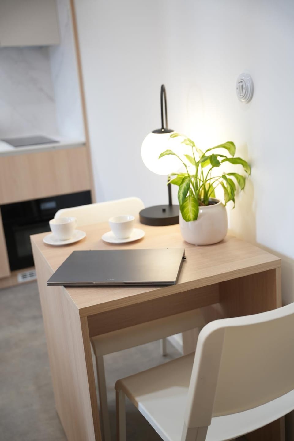 Coffee/tea facilities, Balcony/Terrace, soundproof, air conditioner
